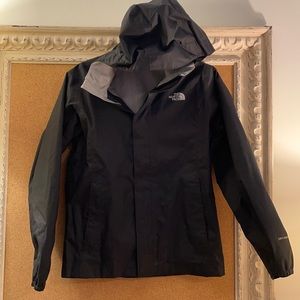 Girls The North Face size 10-12 Medium Raincoat